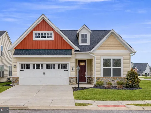 298 Rustic Wood Dr, Gettysburg, PA 17325