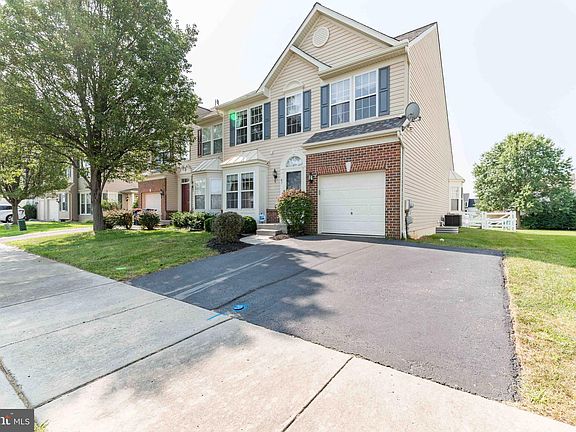 2nd image of 47 S Cummings Dr