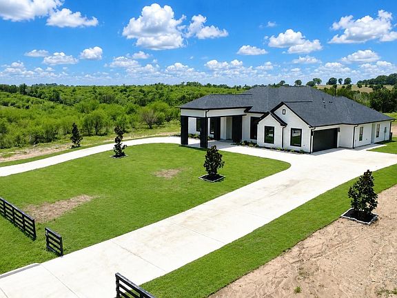 3rd image of 14380 Childress Ranch Dr