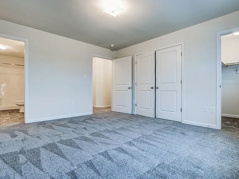 15 Chloe Dr — Photo 7