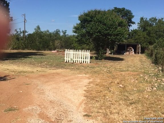 5th image of 333 County Road 1615