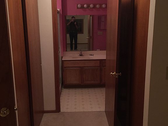 2nd image of 3624 W Rawson Ave #3624