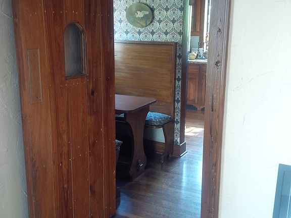 Breakfast Nook, Kitchen   