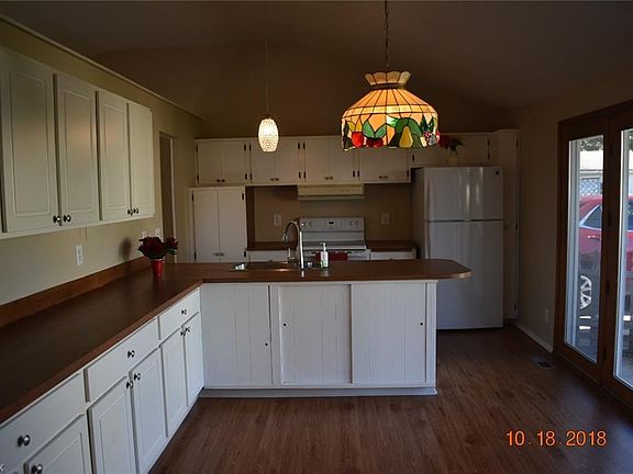 4th image of 6679 Crenshaw Dr
