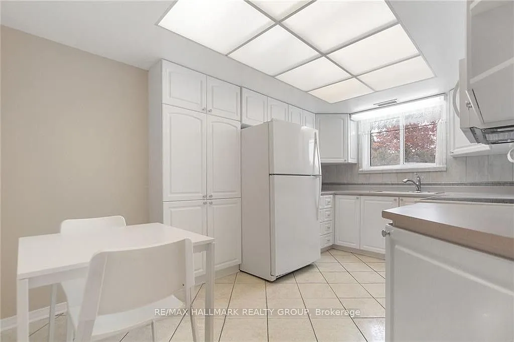 2 bed, $2,800 — Photo 3