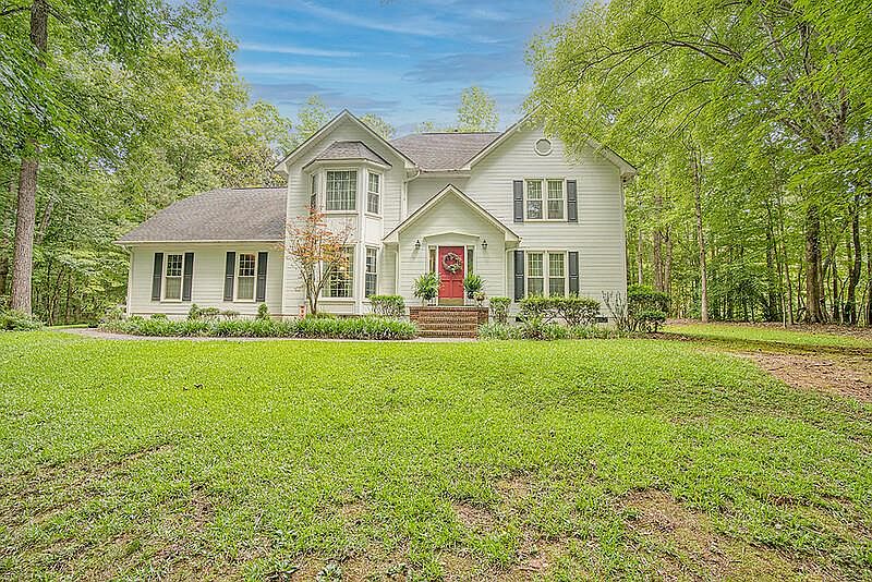 1st image of 202 Harvest Ln
