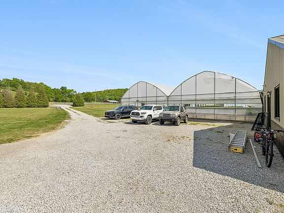 6th image of 2461 Bodenham Rd