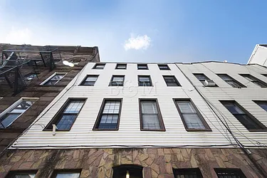 Rented by Brick&Mortar