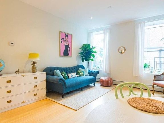 5th image of 936 Fulton St #304