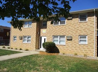 204 W Shelbourne Dr, Normal, IL 61761