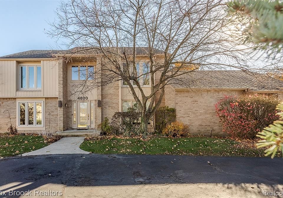 4820 Fairview Ct, West Bloomfield, MI 48322 Zillow