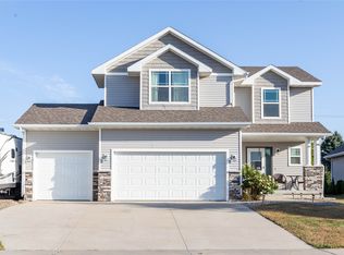 14327 Aurora Ave, Urbandale, IA 50323