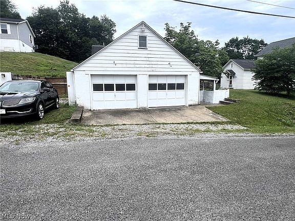 5th image of 1259 Beacon Way