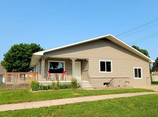 110 Gilmore St, Gibbon, NE 68840