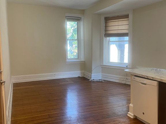 4th image of 503 S 41st St APT 201