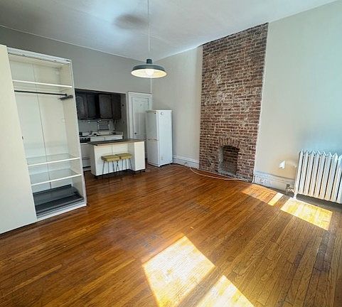 3rd image of 177 Columbia Hts APT 22