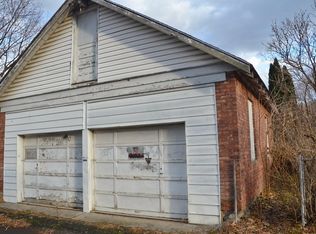 299 6th Ave, Troy, NY 12182