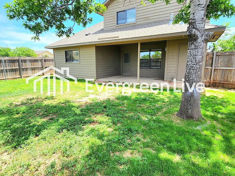 2240 Zuni Ct — Photo 25