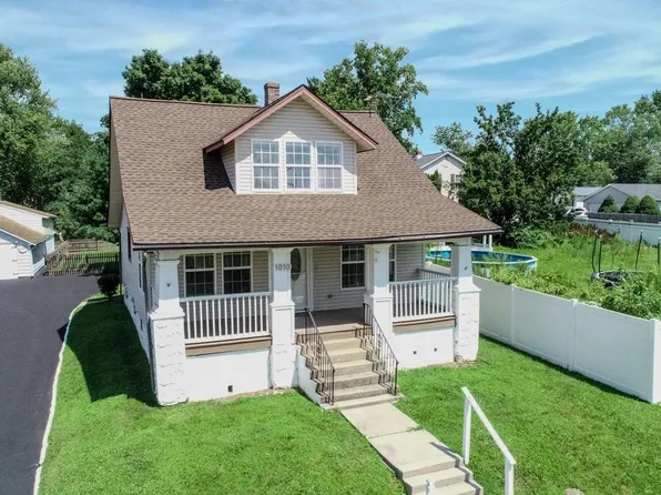 1810 McCay Ave, Upper Chichester, PA 19061