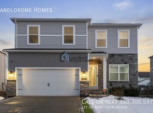 4301 Holstein Dr, Obetz, OH 43207