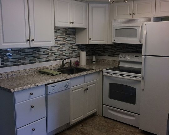 3rd image of 9649 Spyglass Ave Unit 90