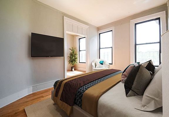 2nd image of 665 Lenox Ave #12