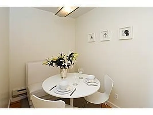 Rented by Nu Place Realty | media 32