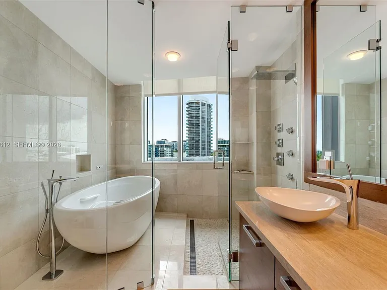 5959 Collins Ave #1001 — Photo 15