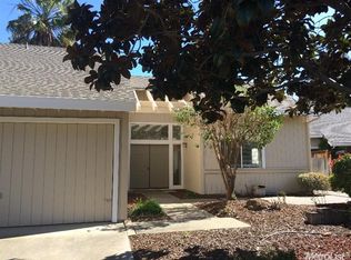 860 Donovan Ct, Davis, CA 95618