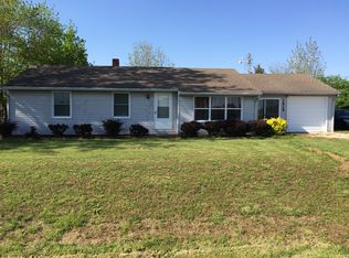 1515 W Market St, Red Bud, IL 62278