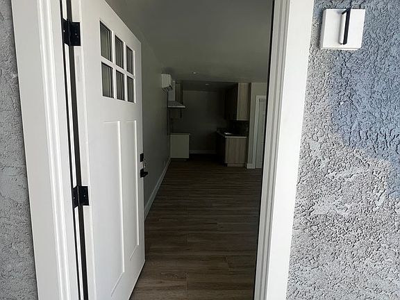 2nd image of 7337 Woodley Ave #5