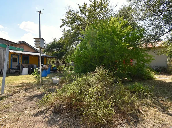 235 Kayton Ave, San Antonio, TX 78210