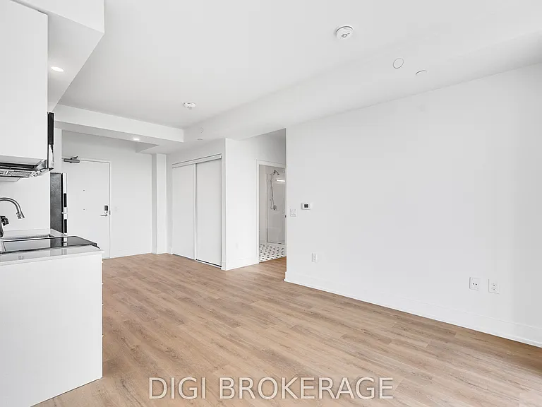 2070 Scott St #1107 — Photo 16