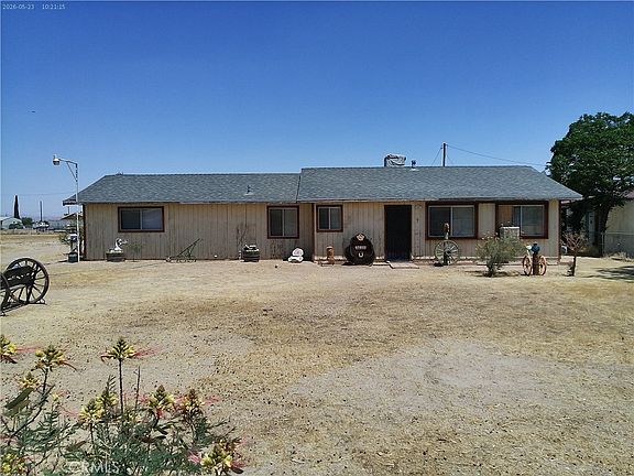 2nd image of 13410 Begonia Rd