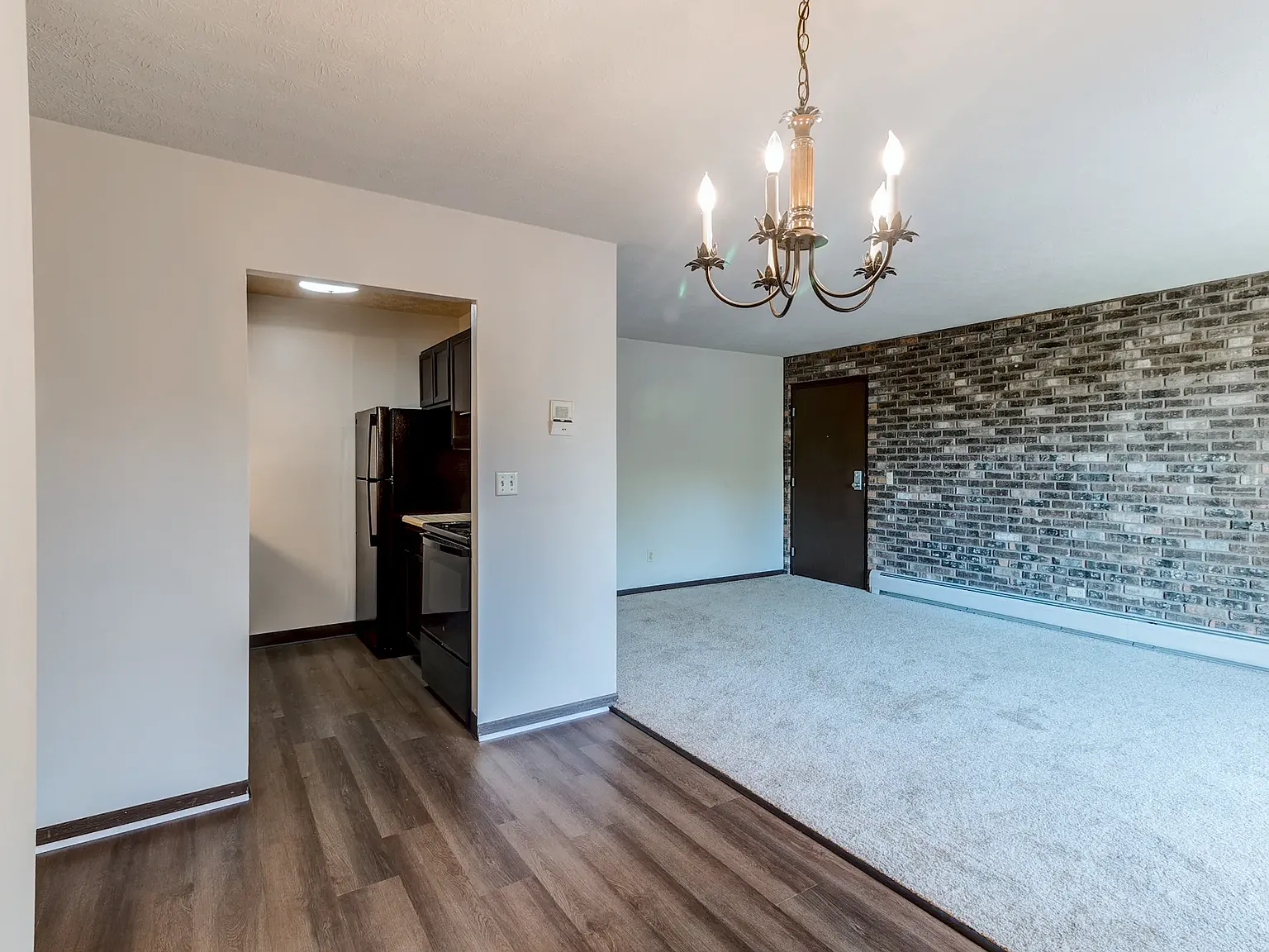 Stoneridge West Apartments — Photo 2