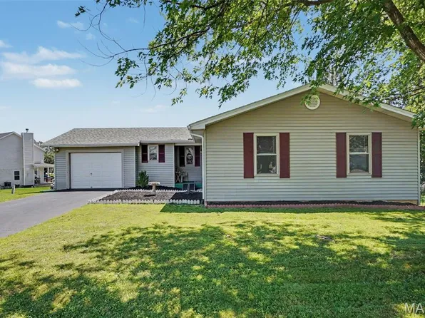 10324 Fairway Dr #2424, Foristell, MO 63348