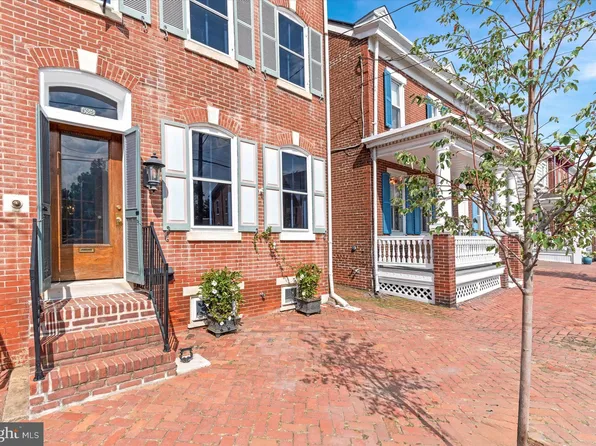 523 Delaware St, New Castle, DE 19720