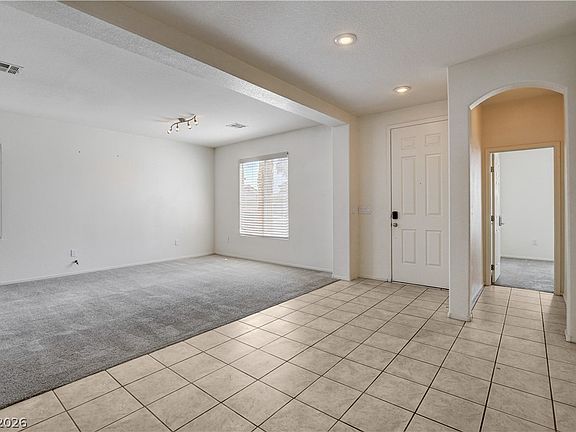 4th image of 5331 Kadena Garden Ct