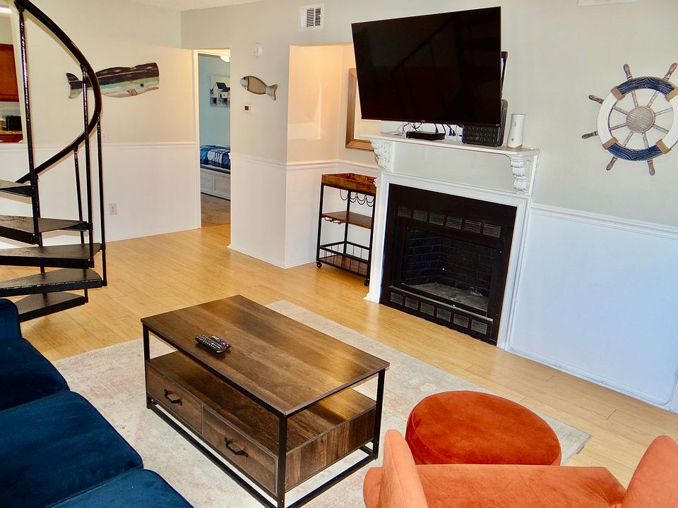 1st image of 1356 Glenns Bay Rd APT 203D