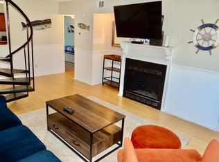 1356 Glenns Bay Rd APT 203D, Surfside Beach, SC 29575