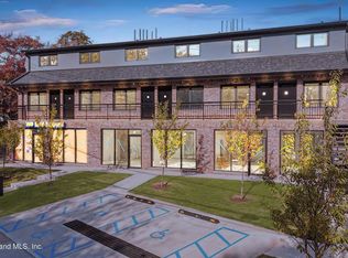 19-23 Foster Rd, Staten Island, NY 10309