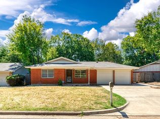 516 Mashburn Ln, Arlington, TX 76010