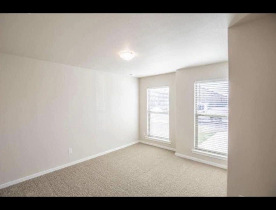2nd image of 7057 96th St
