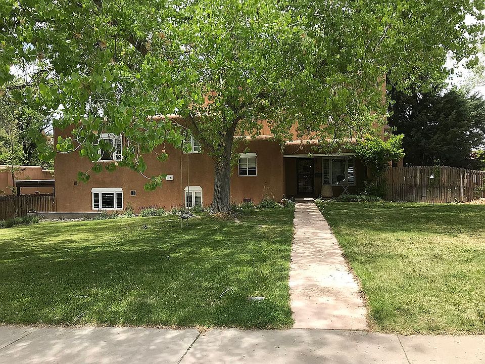 1st image of 409 Vassar Dr NE