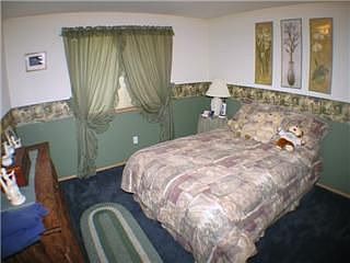 2nd Bedroom