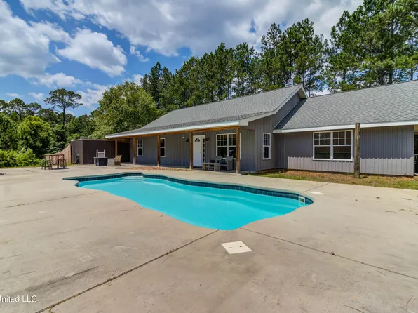10552 Hunt Rd, Vancleave, MS 39565
