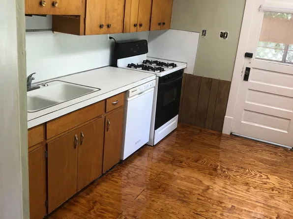 510 E 2nd St, Mc Cook, NE 69001