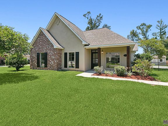 2nd image of 29403 White Oak Dr