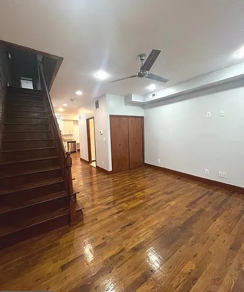 914 Whitelock St — Photo 4
