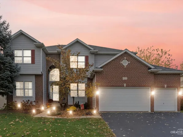 515 Danbury Dr, Oswego, IL 60543